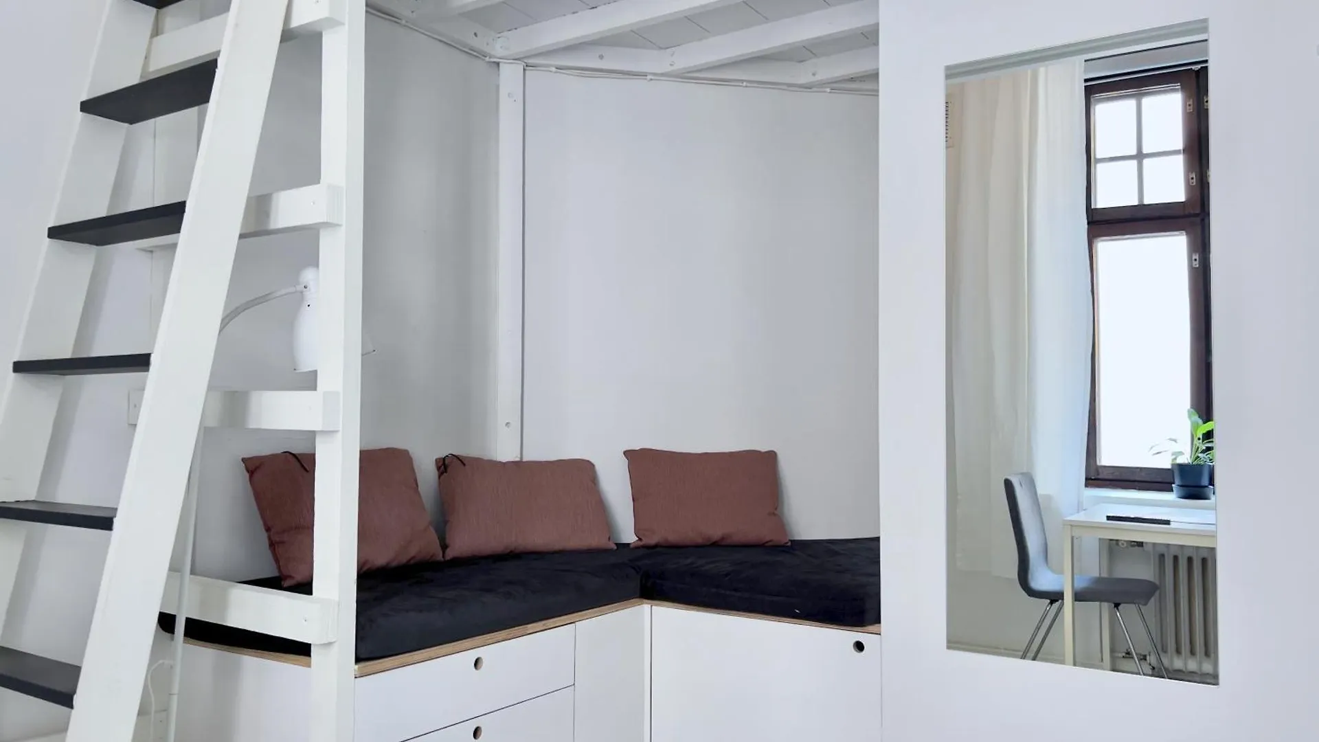 Dainty Central Apartment 赫尔辛基